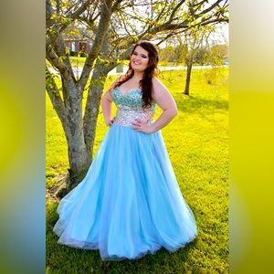 Plus size Prom Dress